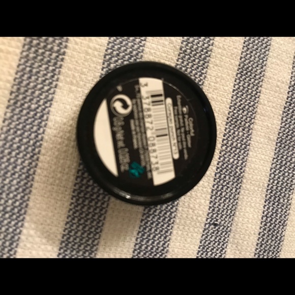 Sephora eye shadow - Picture 3 of 3